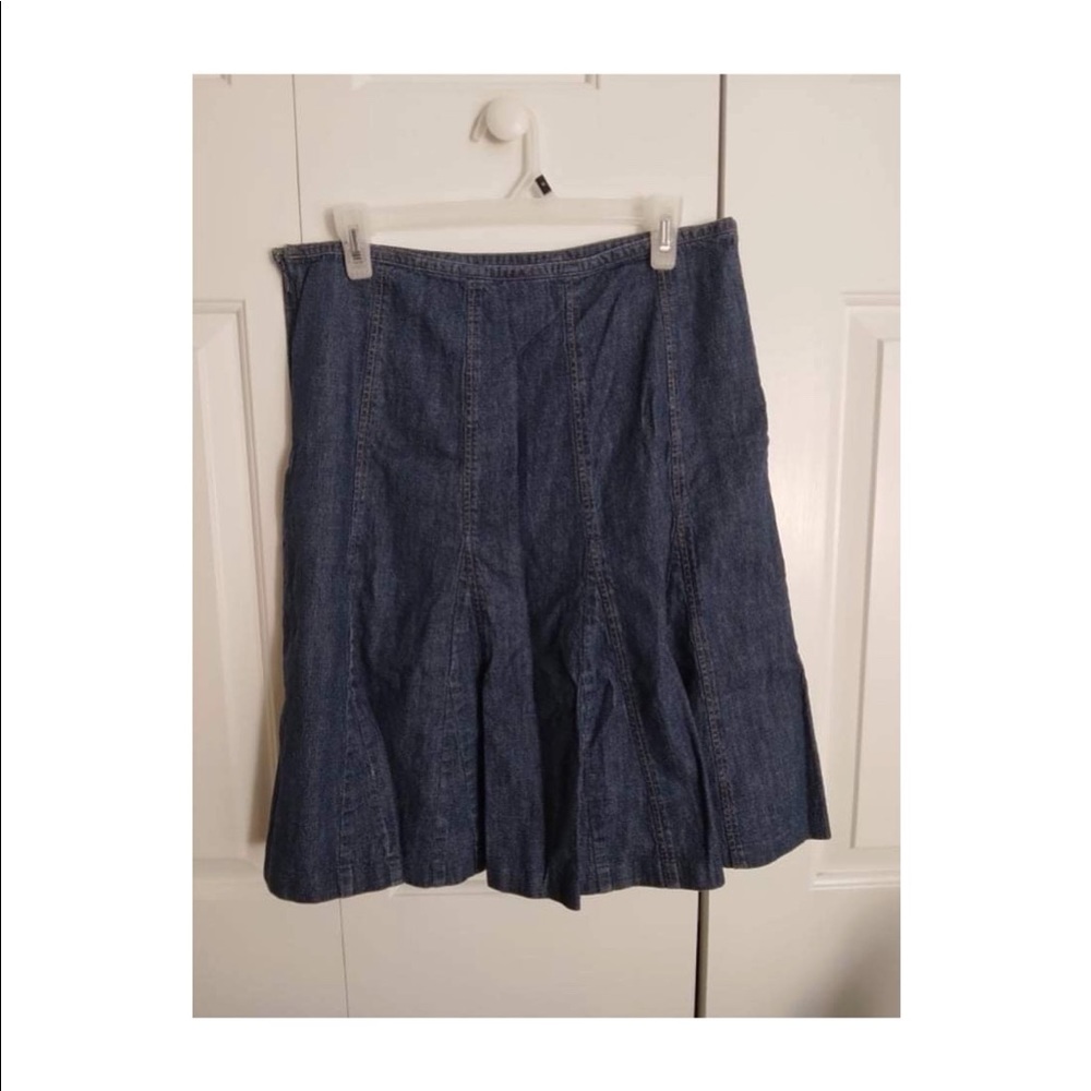 Skirt- size 12